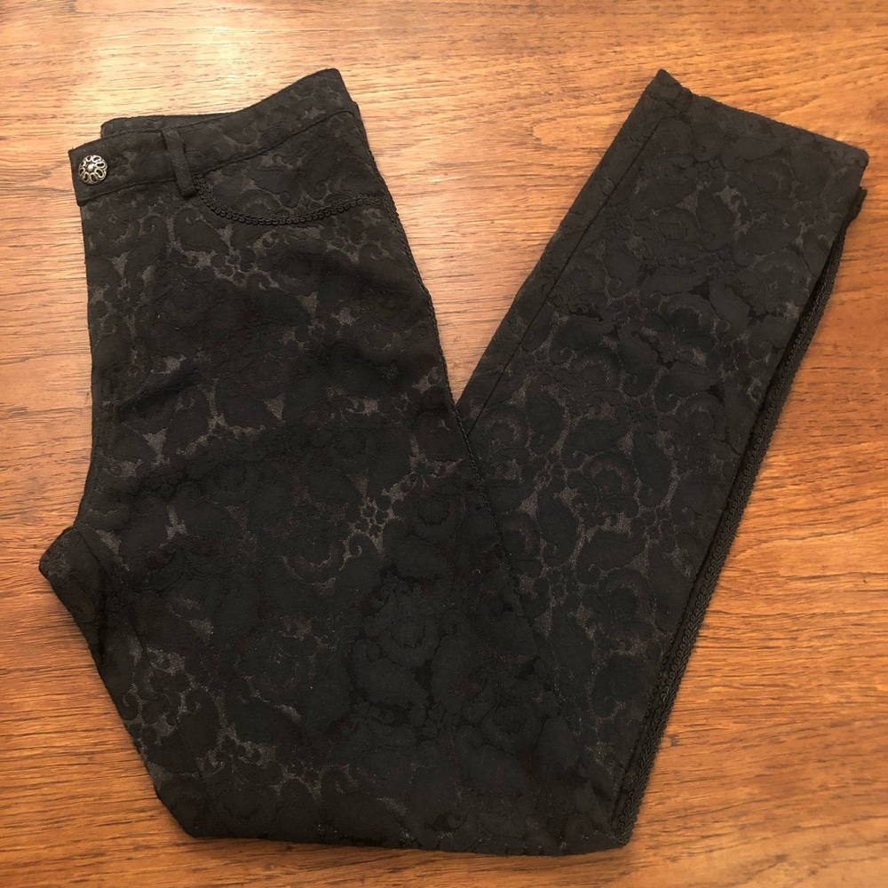 Darc chic Black Floral Lace Skinny Pants